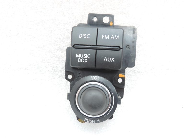 Nissan Navara II D40 radio navigācijas vadības slēdzis, kreisais 283955X00B