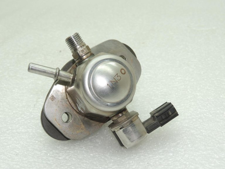 Toyota 1,2 Turbo NRE210 NGX50 augstspiediena benzīna sūknis 23101-47020 oriģināls