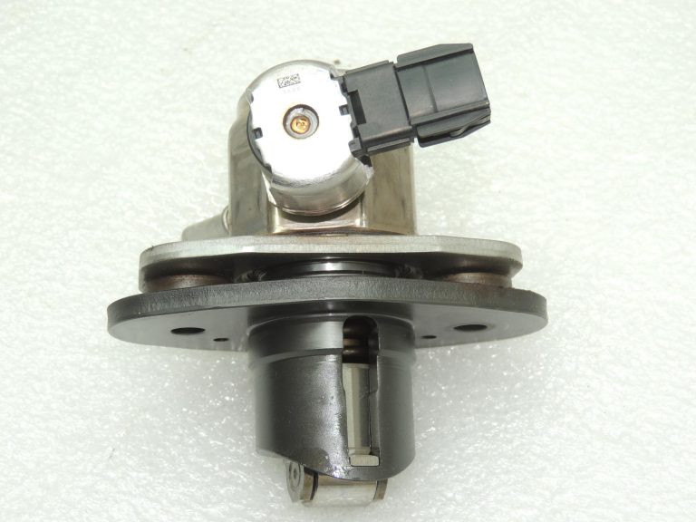 Toyota 1,2 Turbo NRE210 NGX50 augstspiediena benzīna sūknis 23101-47020 oriģināls