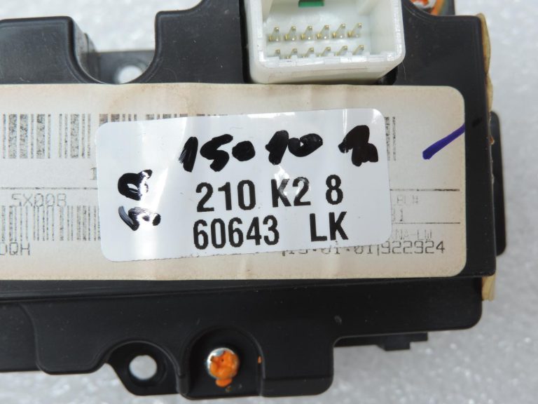 Nissan Navara II D40 radio navigācijas vadības slēdzis, kreisais 283955X00B