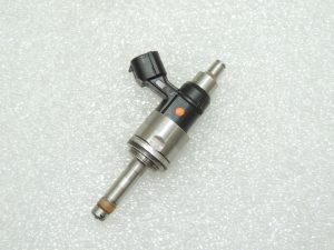 Toyota Corolla E210 1.2T degvielas iesmidzinātājs 2320947100 2325047100 OE