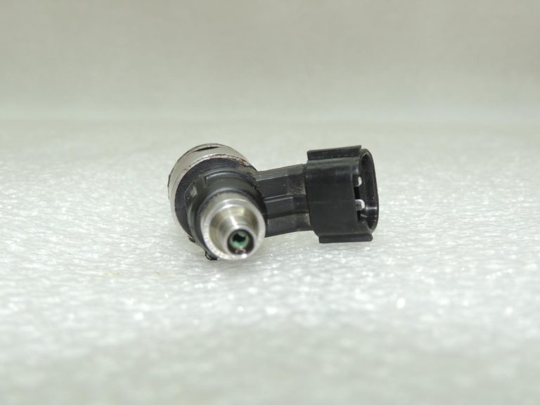 Toyota Corolla E210 1.2T degvielas iesmidzinātājs 2320947100 2325047100 OE