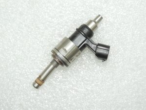 Toyota Corolla E210 1.2T degvielas iesmidzinātājs 2320947100 2325047100 OE
