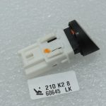 Nissan Navara II D40 avārijas gaismas slēdzis 252905X00A