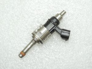 Toyota Corolla E210 1.2T degvielas iesmidzinātājs 2320947100 2325047100 OE