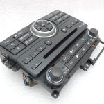 Nissan Navara II D40 klimata kontroles panelis, navigācijas sistēma, radio, instrumentu panelis 283955X00D