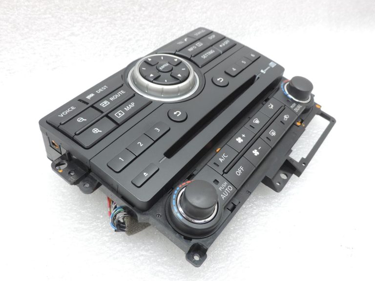 Nissan Navara II D40 klimata kontroles panelis, navigācijas sistēma, radio, instrumentu panelis 283955X00D