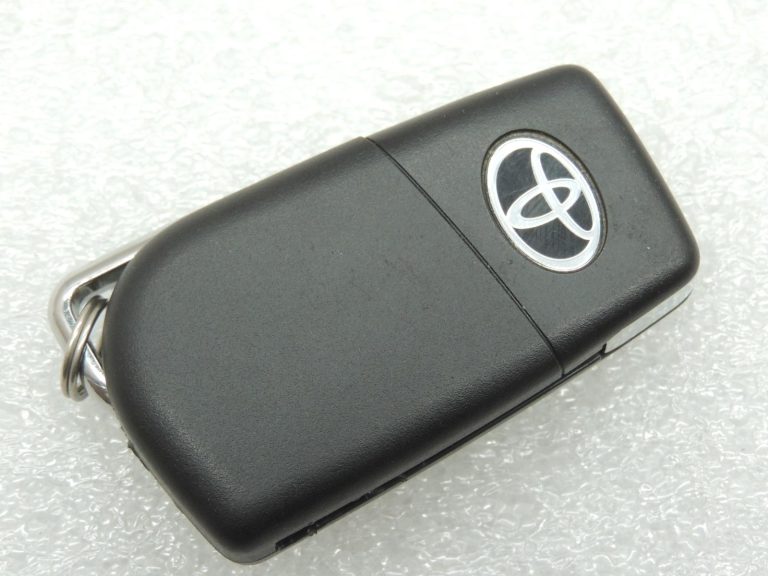 „Toyota Corolla E210“ viedā atslēga ar tālvadības pulti, 433 MHz, B2A2F2R, 8990H-02010, OE