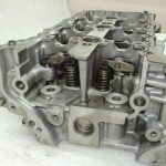 Oriģināls „Nissan Navara D40M“ cilindru galva (labā puse) OE 1104100Q1E 3.0 dCi V6