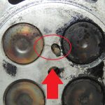Oriģināls „Nissan Navara D40M“ cilindru galva (labā puse) OE 1104100Q1E 3.0 dCi V6