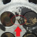 Oriģināls „Nissan Navara D40M“ cilindru galva (labā puse) OE 1104100Q1E 3.0 dCi V6
