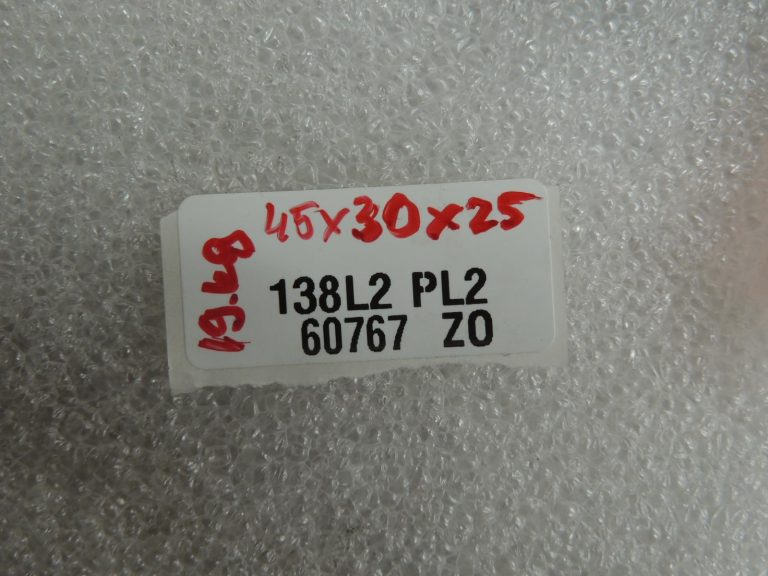 Oriģināls „Nissan Navara D40M“ cilindru galva (labā puse) OE 1104100Q1E 3.0 dCi V6