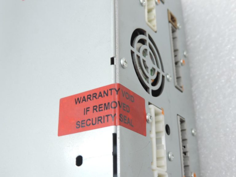 Nissan Navara II D40 Gracenote radio navigācijas vadības bloks ar cietā diska atmiņu 259155X61A