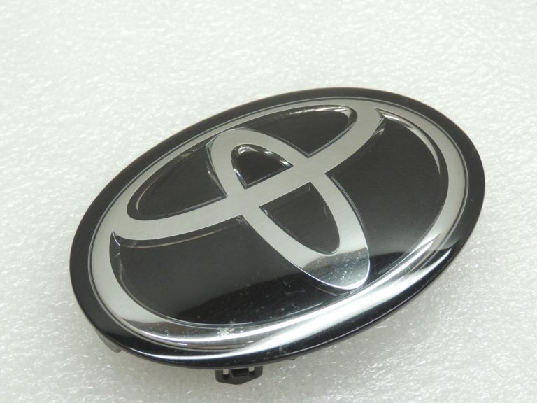 Toyota Corolla E210 emblēma uz priekšējā restes logotips 90975-02124 9097502124 oriģināls