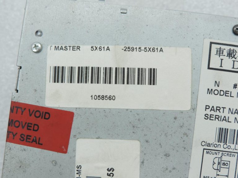 Nissan Navara II D40 Gracenote radio navigācijas vadības bloks ar cietā diska atmiņu 259155X61A