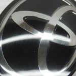 Toyota Corolla E210 emblēma uz priekšējā restes logotips 90975-02124 9097502124 oriģināls