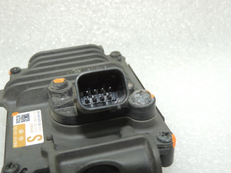 Toyota Corolla E210 radara sensors, attāluma sensors 88210-33120 8821033120 OE