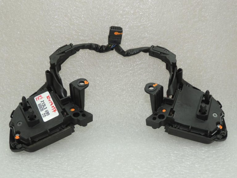 Toyota Corolla E210 daudzfunkciju pogas stūres vadības slēdži 84250-02F80 OE