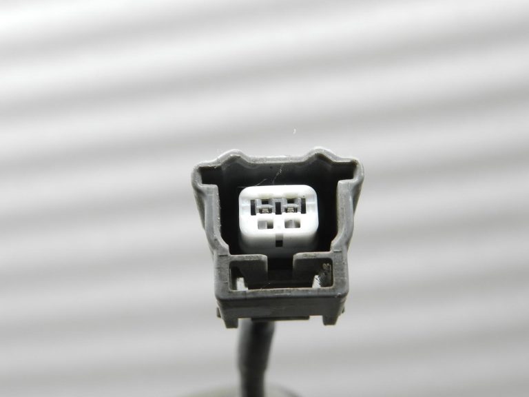 Nissan Qashqai J11 oriģinālais apgriezienu sensors, ABS sensors, priekšā pa kreisi un pa labi, 479104EA0A