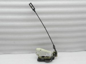 Ford Galaxy oriģinālā aizmugurējā kreisā durvju slēdzene 93BG-220A20-DD