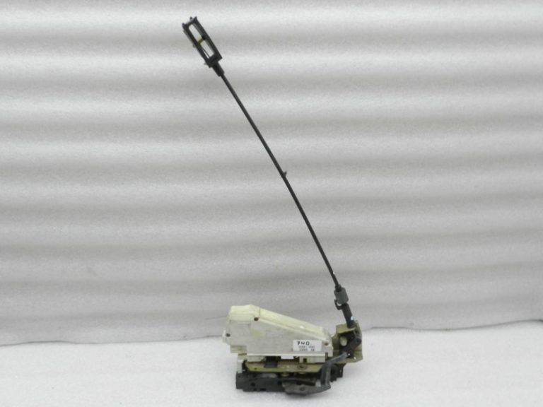 Ford Galaxy oriģinālā aizmugurējā kreisā durvju slēdzene 93BG-220A20-DD