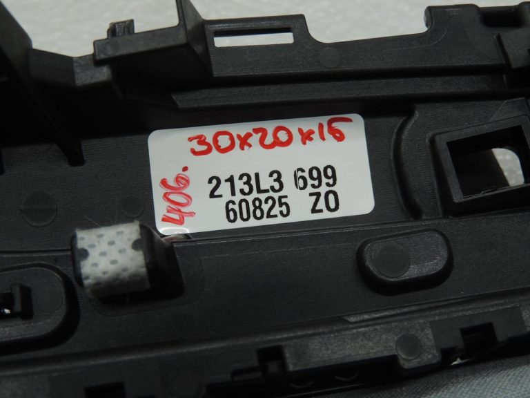 Toyota Corolla E210 pārnesumu rādītāja vāciņš CVT 35970-02060-C0 3597002060C0