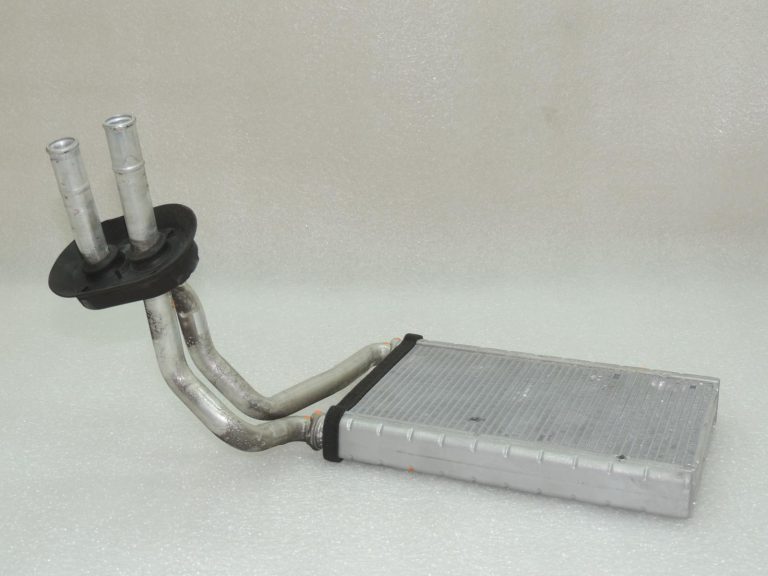 Toyota Corolla E210 siltummainis, apkures radiators 87107-F4020 87107F4020 OE