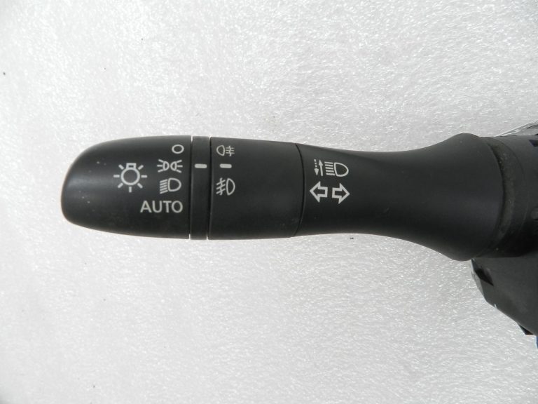 Nissan Qashqai J11 oriģinālais stūres kolonnas slēdzis, pagrieziena signālu slēdzis, kombinētais slēdzis 255604EA2B