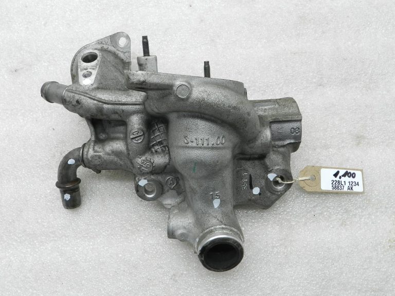 „Nissan Qashqai“ oriģinālais EGR vārsta attāluma turētājs