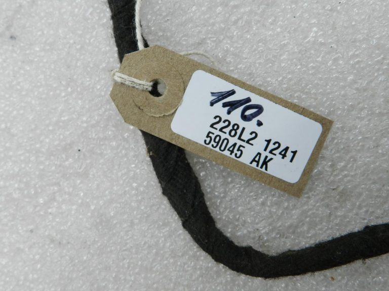„Nissan Qashqai“ oriģinālais aizmugurējās durvju vadu komplekts 24051hv00c