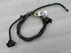 Nissan Qashqai J11 oriģinālā stiklu mazgāšanas caurule