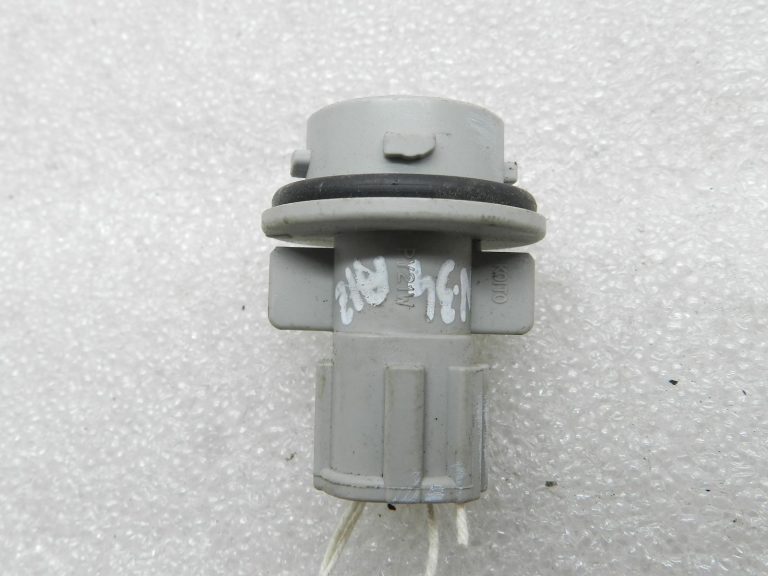 Nissan Qashqai oriģinālā aizmugurējā luktura spuldze 262433WS0A