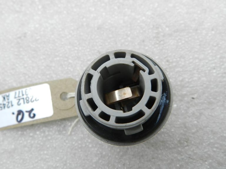 Nissan Qashqai oriģinālā aizmugurējā luktura spuldze 262433WS0A