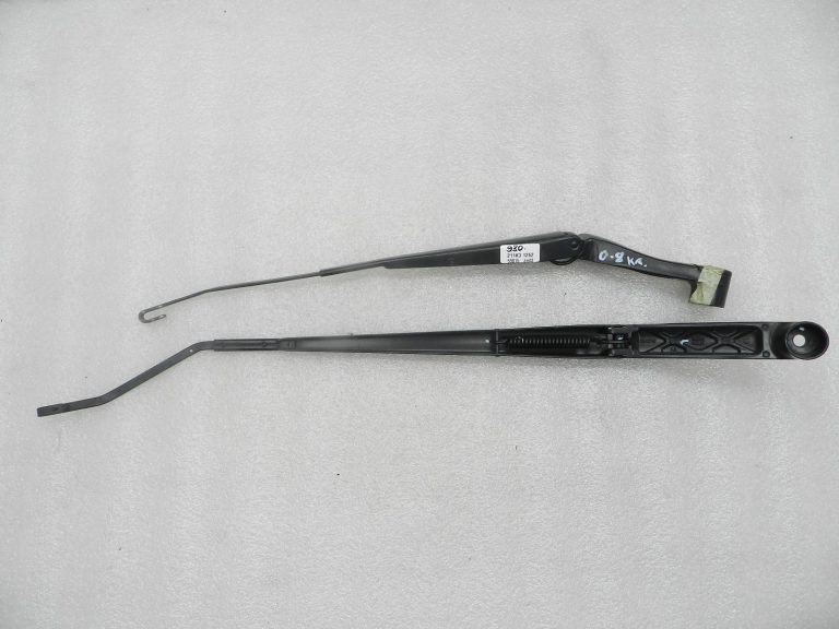 Opel Insignia B oriģinālie priekšējie stikla tīrītāju rokturi, komplekts 13471436 13471434