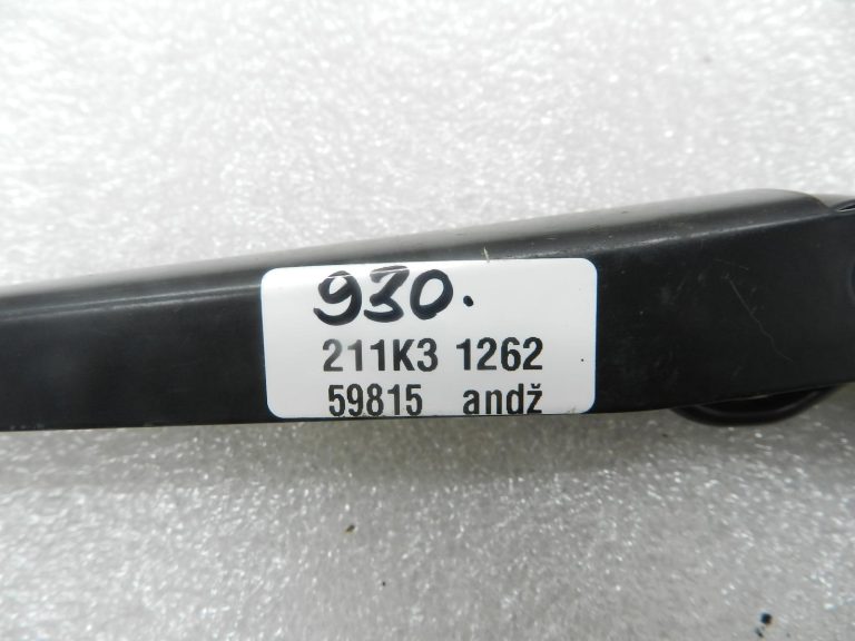 Opel Insignia B oriģinālie priekšējie stikla tīrītāju rokturi, komplekts 13471436 13471434