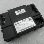 „Nissan Navara II“ oriģinālais virsbūves vadības bloks 284B24X00D