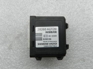 Nissan Qashqai oriģinālais vadības bloks ar atpakaļskata kameru un stāvvietas palīdzības sistēmu 28260AU120