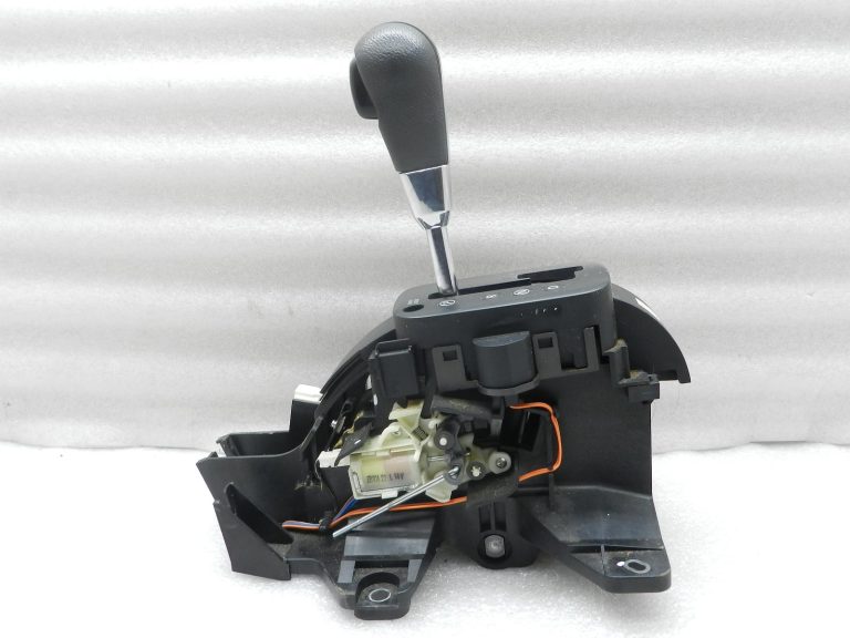 Nissan Navara II oriģinālā pārnesumu pārslēgšanas sistēma, pārnesumu svira 349015X20A