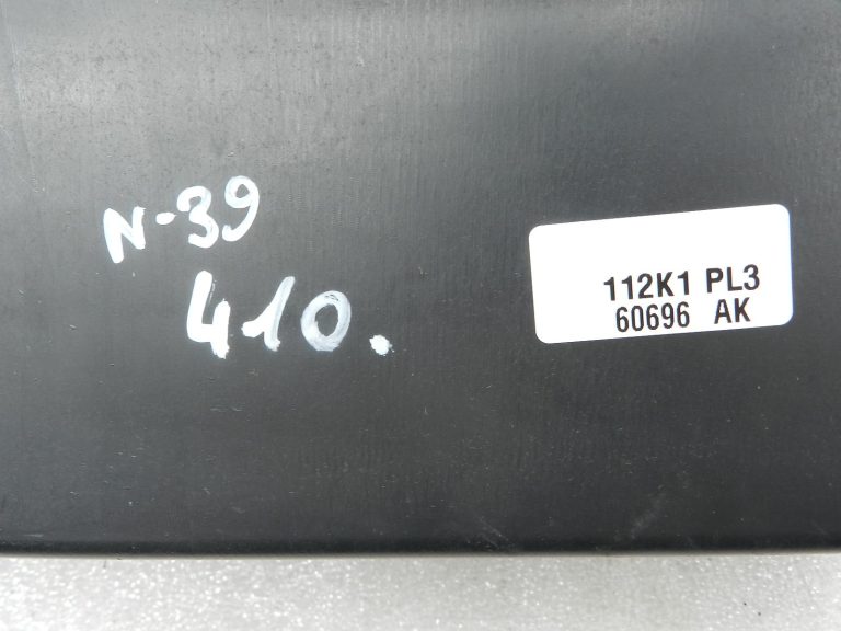 Nissan Navara II oriģinālais cimdu nodalījums 68275EB30C