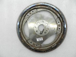 Mercedes E W212 oriģinālais svārsta ratu zobrats A2710300112