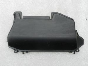 Nissan Navara II D40 3.0DCi oriģinālais degvielas iesmidzinātāja vāciņš (labais puses) 175755X20B