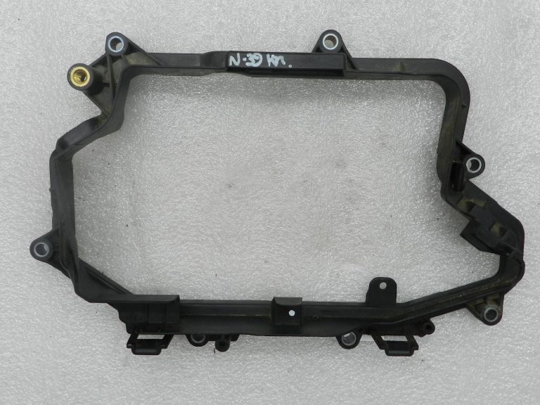 Nissan Navara II D40 3.0DCi oriģinālais pārsega turētājs (kreisajā pusē) 175755X20C