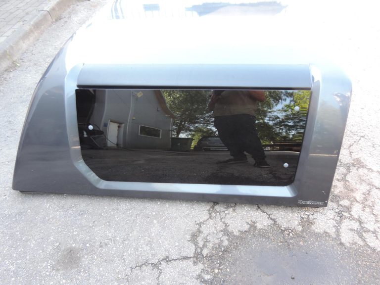 Nissan Navara D40 Doublecab ar cietu jumtu