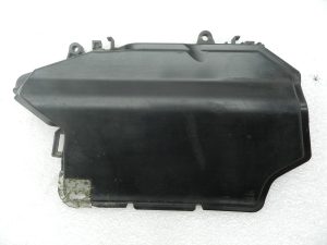 Nissan Navara II D40 3.0DCi oriģinālais degvielas iesmidzinātāja vāciņš (kreisais) 175755X20A