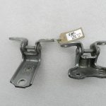 Toyota oriģinālās durvju eņģes, aizmugurējās kreisās puses durvju komplekts, 1G6, pelēks metalizēts