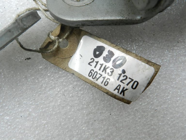 Toyota oriģinālās durvju eņģes – priekšējās kreisās durvis, 1G6, pelēks metalizēts