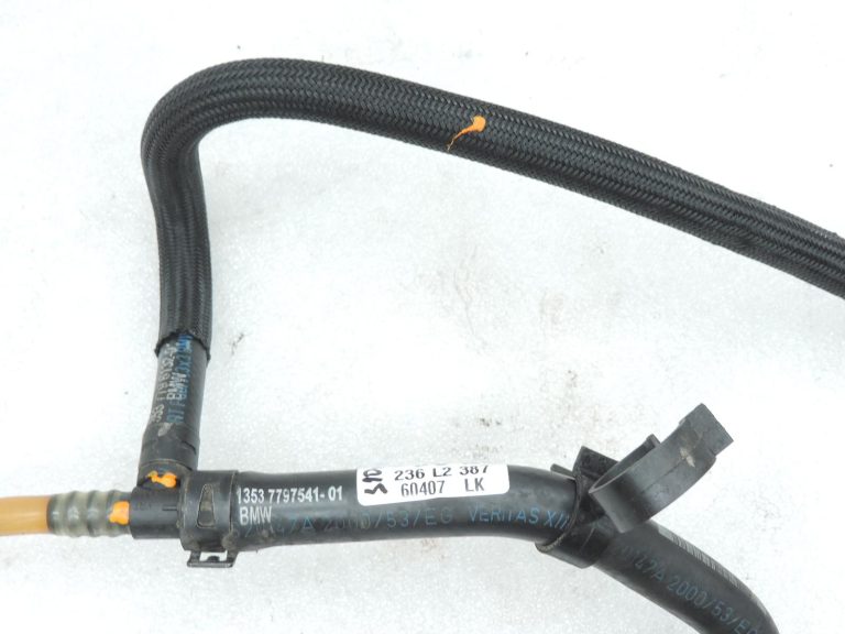 BMW E60 E61 M57N2 degvielas caurule 7797541 7796132