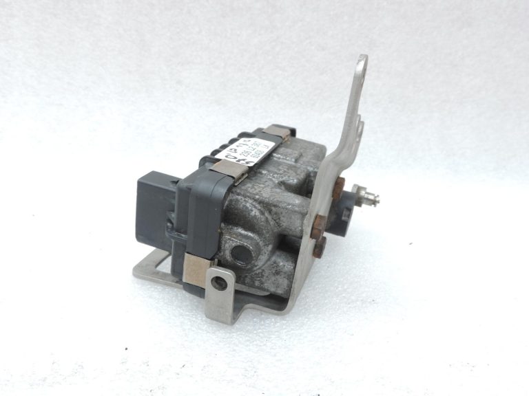 BMW E60 E61 M57N2 turbokompresora vadības servomotors Garrett Hella