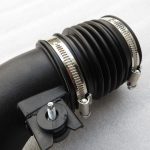 Gaisa ieplūdes šļūtene Jeep Commander XH Grand Cherokee WH 3.0 CRD 53013672AE
