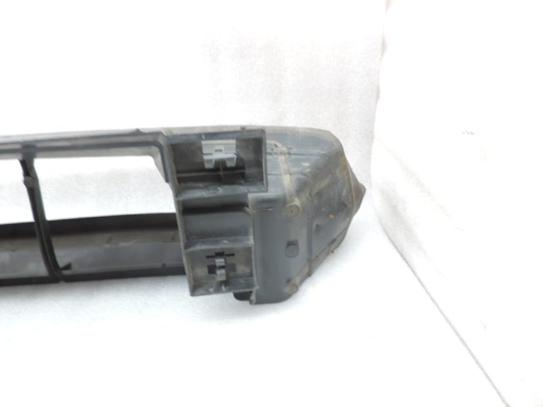 Opel Vivaro B Renault Trafic III starpdzesētāja gaisa kanāls gaisa plūsmas novadīšana 93866584